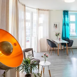 hotellátogatás