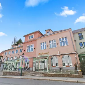 hotellátogatás